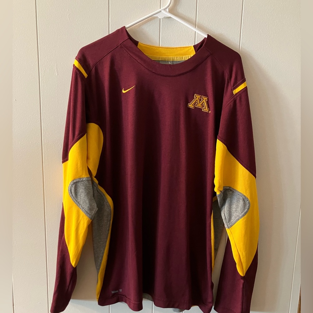 Nike Team Adult Large Minnesota Gophers Long Sleeve Top college sporty fall